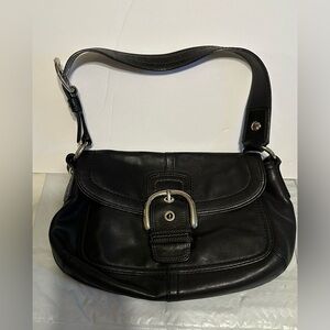 Coach Leather 90s SOHO Shoulder Bag Black Silver Buckle F13105
